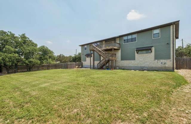 Fabulous Lakeway Property For Lease! Gallery 2