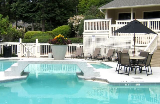 Affordable Housing - Woodland Park Apartment Homes Gallery 2