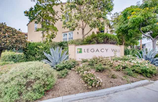 Fantastic 4 Bedroom House in Central San Diego Available in August!! photos photos