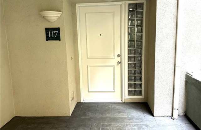 2243 Martin photos photos