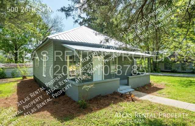Renovated 3BR Home with Granite Counters & Great Outdoor Features! Gallery 4