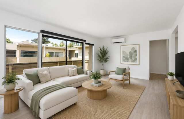 Live in one of the best locations in Los Angeles - Hollywood Hills photos photos