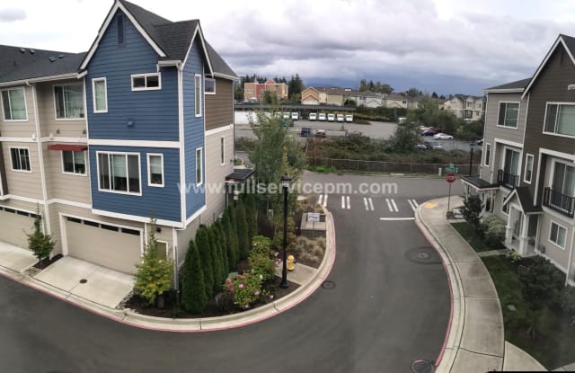 323 Vashon Ct NE - 323 Vashon Avenue Northeast, Renton, WA 98059