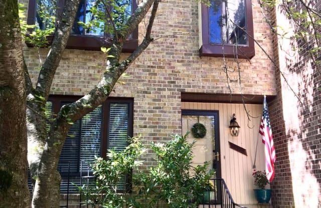 10304 CHERRY BLOSSOM CT - 10304 Cherry Blossom Court, Oakton, VA 22124