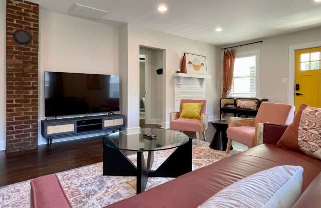 Remodel 3bd/2ba located in Beacon Village Gallery 4