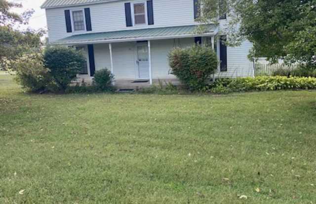 Beautiful 3brm, 2bath Home in Heart of Burns!! photos photos
