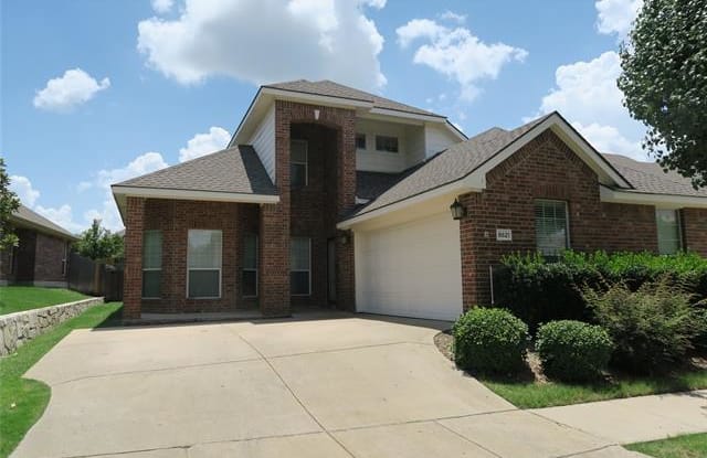 8621 Laughing Waters Trail - 8621 Laughing Waters Trl, McKinney, TX 75070