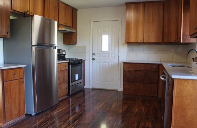 4708 York Hill Dr, Austin, Texas 78723 Gallery 4