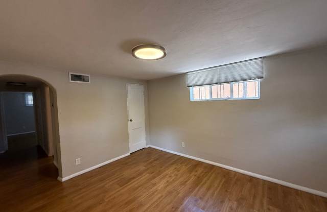 1812 Lead Ave. SE Gallery 3