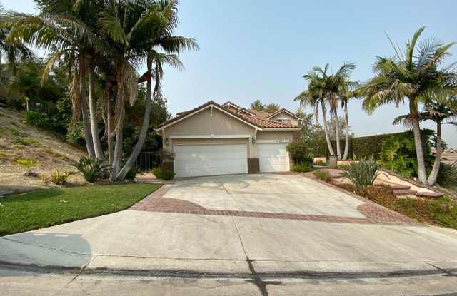 2657 Surrey Drive Gallery 2