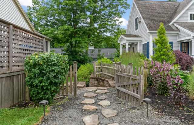 13 Black Boar Dr photos photos
