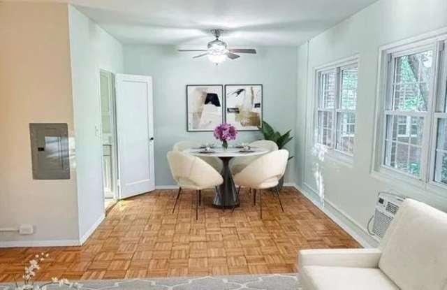 3539 MARTHA CUSTIS Drive Gallery 2