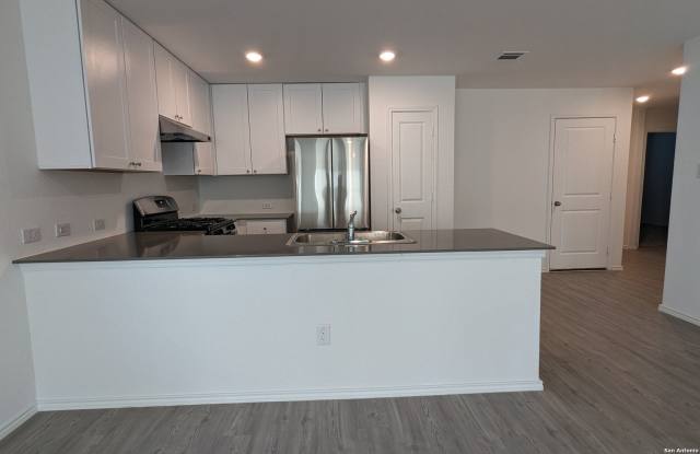 12907 Rosemary Bend Gallery 2