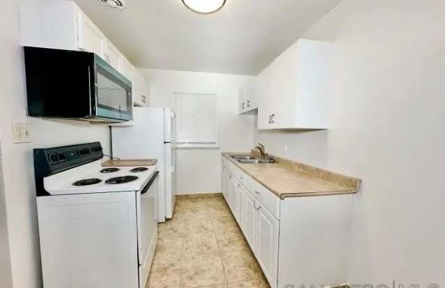 9747 Riverview unit: 11 photos photos