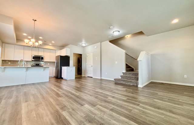Beautiful 3 bed, 3 bath Townhome in West Windsor! photos photos