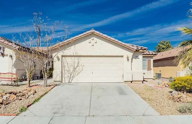 Single-story stunner in a quiet cul-de-sac! photos photos