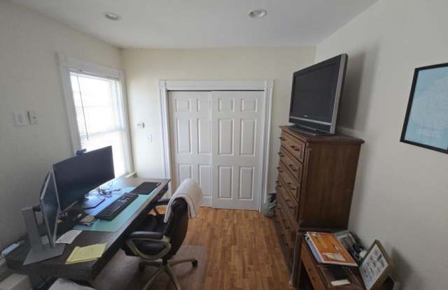146 Hillside Rd. - 146 Hillside Road, Watertown Town, MA 02472