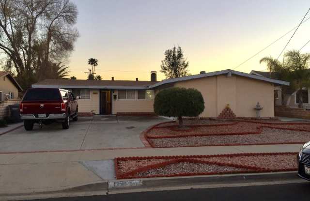 12923 Slack Street - 12923 Slack Street, Poway, CA 92064