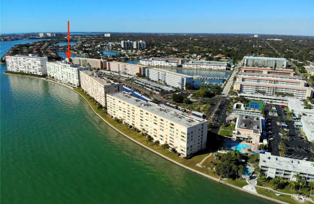 6020 SHORE BOULEVARD S - 6020 Shore Boulevard South, Gulfport, FL 33707