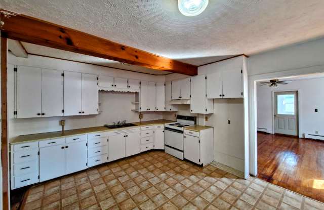 9799 Main St photos photos