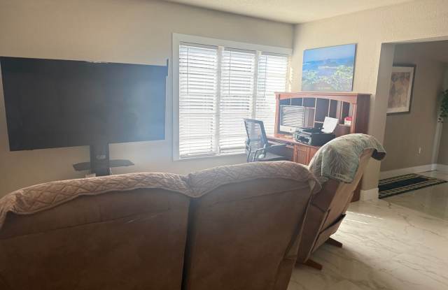 Coming Soon Fully Furnished Unit Gallery 3