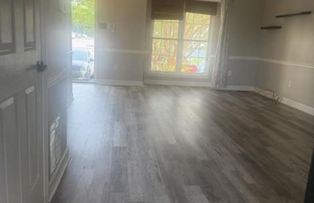6338 TOWNCREST Court Gallery 3