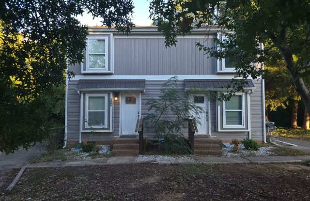 2 bedroom 1 bath unit duplex - 1840 Village Lake Drive, Charlotte, NC 28212