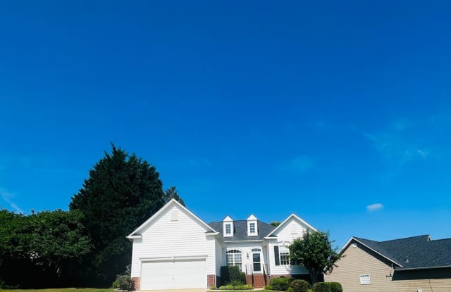 Charming 3-Bedroom Ranch in Greer’s Coveted Neighborhood - AVAILABLE 9/1/25 photos photos