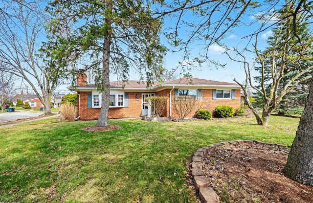 3902 Springer photos photos 3902 Springer photos photos