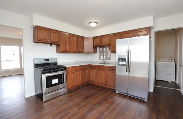 17306 Peach Grove Lane Gallery 2