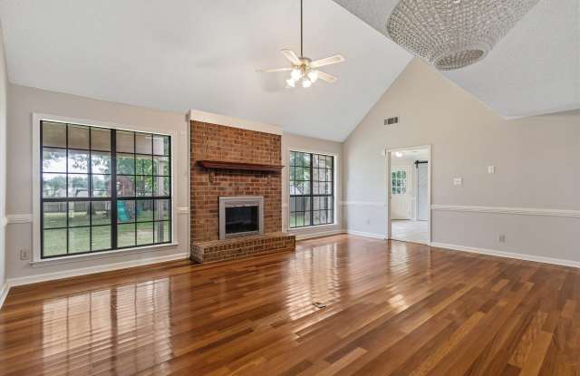 3738 BROOK TRAIL Ln Gallery 2