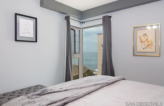 1040 S Coast Blvd. - 1040 Coast Blvd S, San Diego, CA 92037