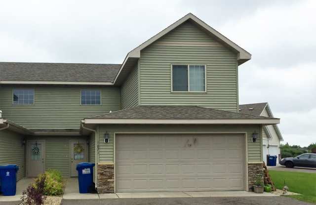 3 Bedroom Townhome on Peach Dr. in Sauk Rapids! photos photos