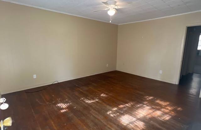 1 Bedroom 1 Bath Duplex for lease Gallery 1