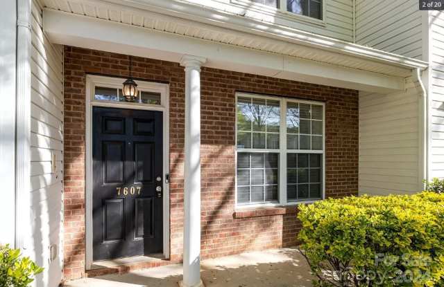 7607 Abigail Glen Dr Gallery 2