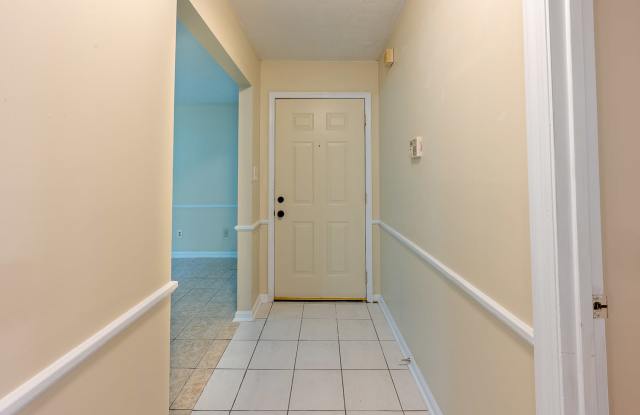 868 Brookfield Parkway - A Gallery 2