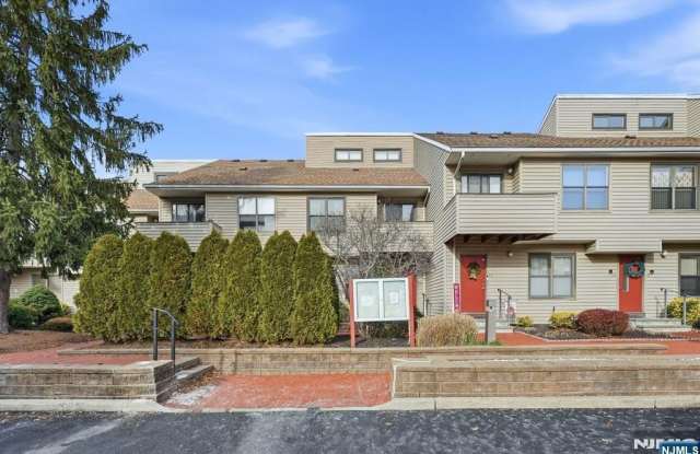 77 Liberty Street 17 - 77 Liberty Street, Little Ferry, NJ 07643 77 Liberty Street 17 - 77 Liberty Street, Little Ferry, NJ 07643