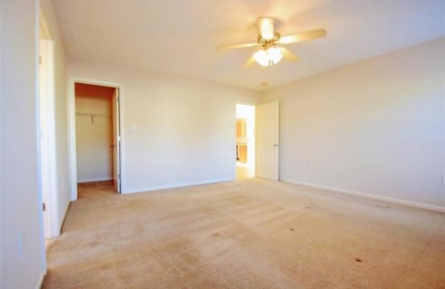 1420 Burford Court Gallery 3