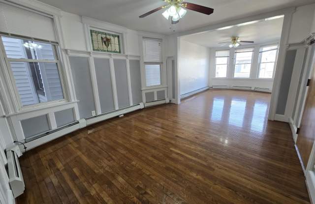 162 Kearny Avenue unit: 2 photos photos