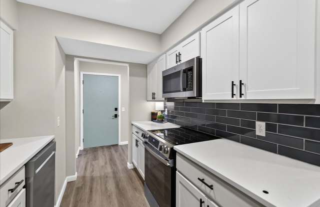 Renovated 2BR/2BA Condo in Middleton Gallery 3