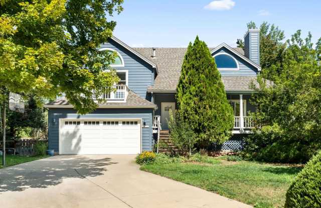 Beautiful 4 Bedroom 3.5 Bath - Boulder! Gallery 3