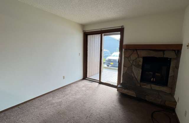 Cozy round floor 1 bedroom with private washer and dryer! photos photos