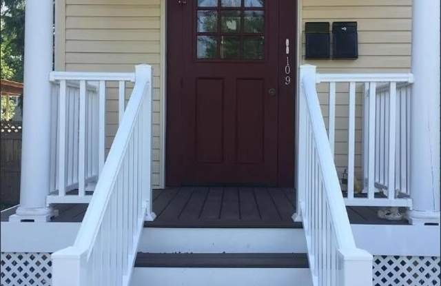 109 Hudson Avenue Gallery 2