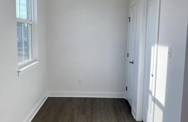 221 Cranesbill Drive Gallery 3