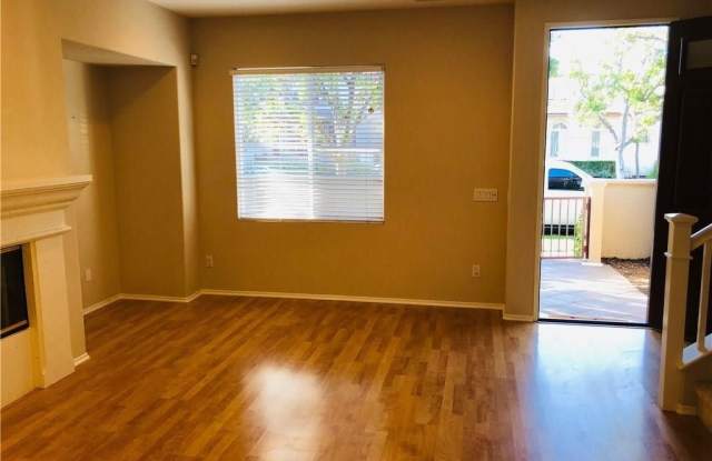 90 Topaz Gallery 2