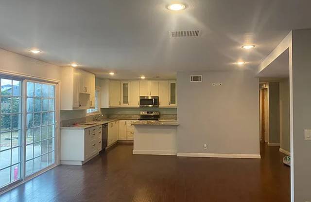 806 East Van Bibber Avenue - 806 East Van Bibber Avenue, Orange, CA 92866