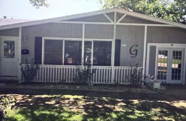 707 Vogel Avenue photos photos