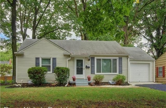 7112 Linden Street - 7112 Linden Street, Prairie Village, KS 66208