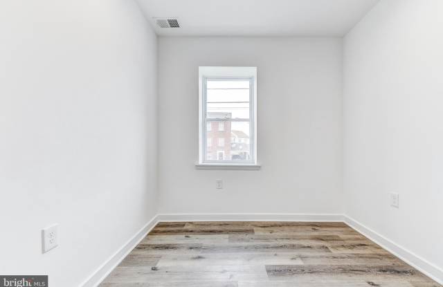3201 BUENA VISTA TERRACE SE Gallery 4