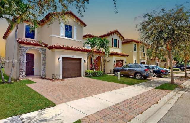 3767 NE 2nd St - 3767 Northeast 2nd Street, Homestead, FL 33033 3767 NE 2nd St - 3767 Northeast 2nd Street, Homestead, FL 33033